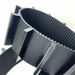 Black PU Timing Belt HTD5M 8M 14M with Customized Cleats PU Transmission Belts